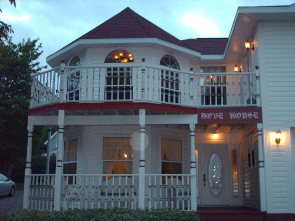 Dove House Bed & Breakfast Harbourside North Sydney Buitenkant foto