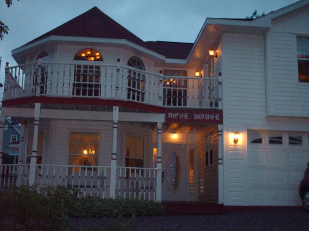 Dove House Bed & Breakfast Harbourside North Sydney Buitenkant foto